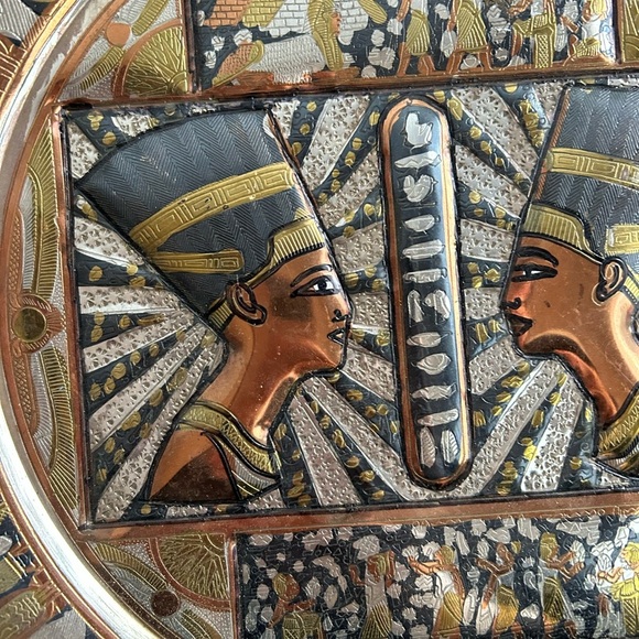 Egyptian Themed Decorative brass vintage Plate 🥰 - Picture 4 of 6